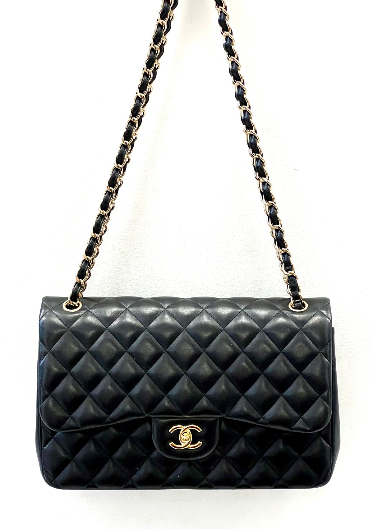 CHANEL QUILTED LAMBSKIN DOUBLE FLAP JUMBO BAG
