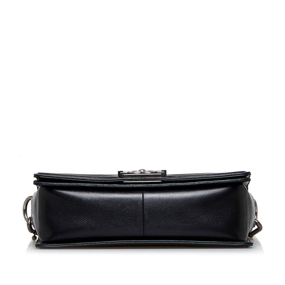 Chanel Medium Boy Bag (SHG-BOOAMQ)