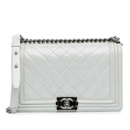 Chanel Medium Patent Boy Flap (SHG-xNr2HC)