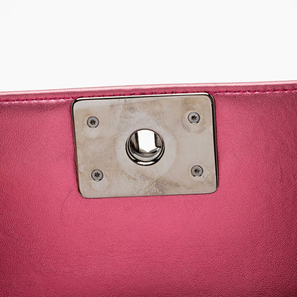 Chanel Metallic Patent Leather Old Medium Boy Bag (SHF-4CHT2N)