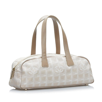Chanel New Travel Line Handbag (SHG-37983)