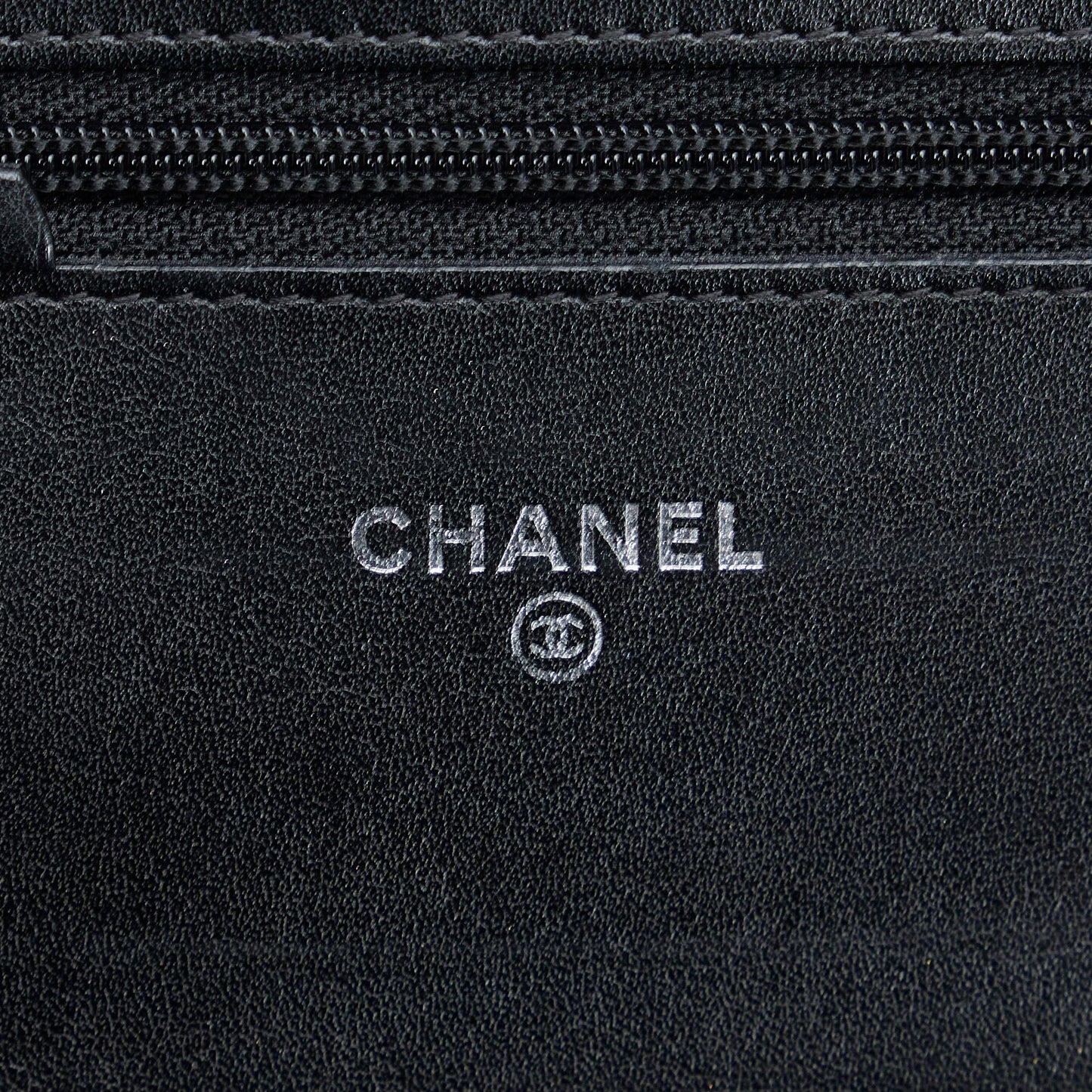 Chanel Patent Boy Wallet On Chain (SHG-ENHIOH)