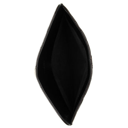 Chanel Patent Leather CC Brilliant iPad Case (SHF-NuaWXc)