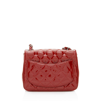 Chanel Patent Leather Classic Square Mini Flap Bag (SHF-XYG7aO)