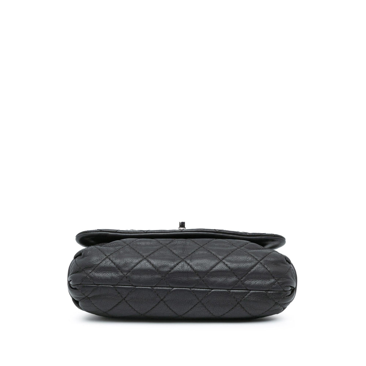 Chanel Quilted Calfskin Curvy Flap (SHG-7XhJvX)