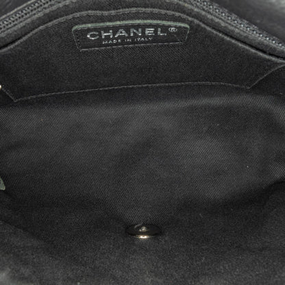 Chanel Quilted Calfskin Curvy Flap (SHG-7XhJvX)