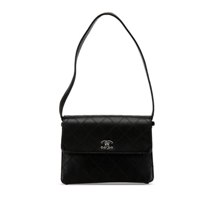 Chanel Quilted Lambskin Straight Flap (SHG-OyBrk5)