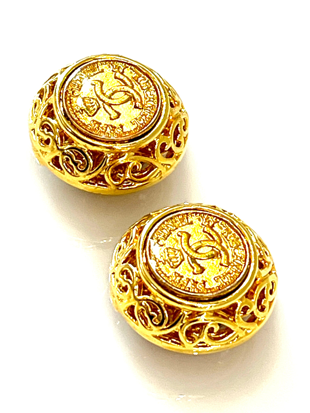 CHANEL RUBCAMEL PARIS 1980'S LOGO CLIP ON EARRINGS