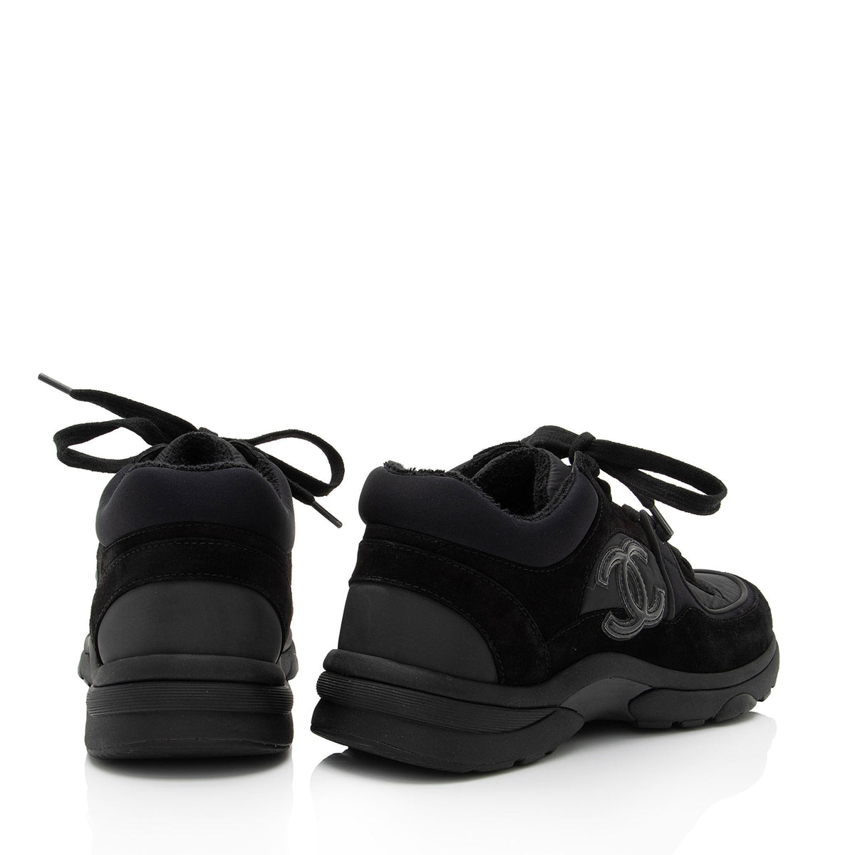 Chanel Suede Calfskin CC Sneakers - Size 7.5 / 37.5 (SHF-PJYB9I)