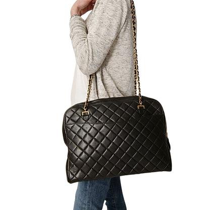 Chanel Chanel borsa a spalla Grand Shopping in pelle matelassè nera - '10s
