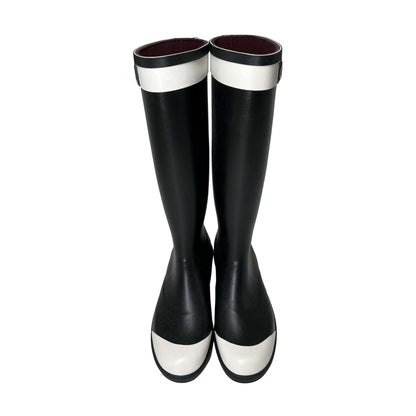 Pre owned Chanel logo white cap black Designer rain boots