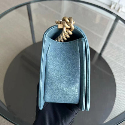 Caviar Boy Old Medium 25CM Quilted Grained Calfskin Blue Golden Hardware Series 25
