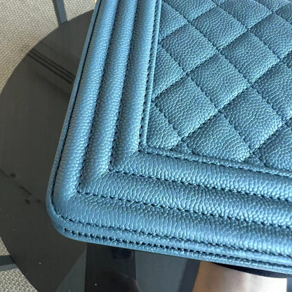 Caviar Boy Old Medium 25CM Quilted Grained Calfskin Blue Golden Hardware Series 25