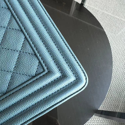 Caviar Boy Old Medium 25CM Quilted Grained Calfskin Blue Golden Hardware Series 25