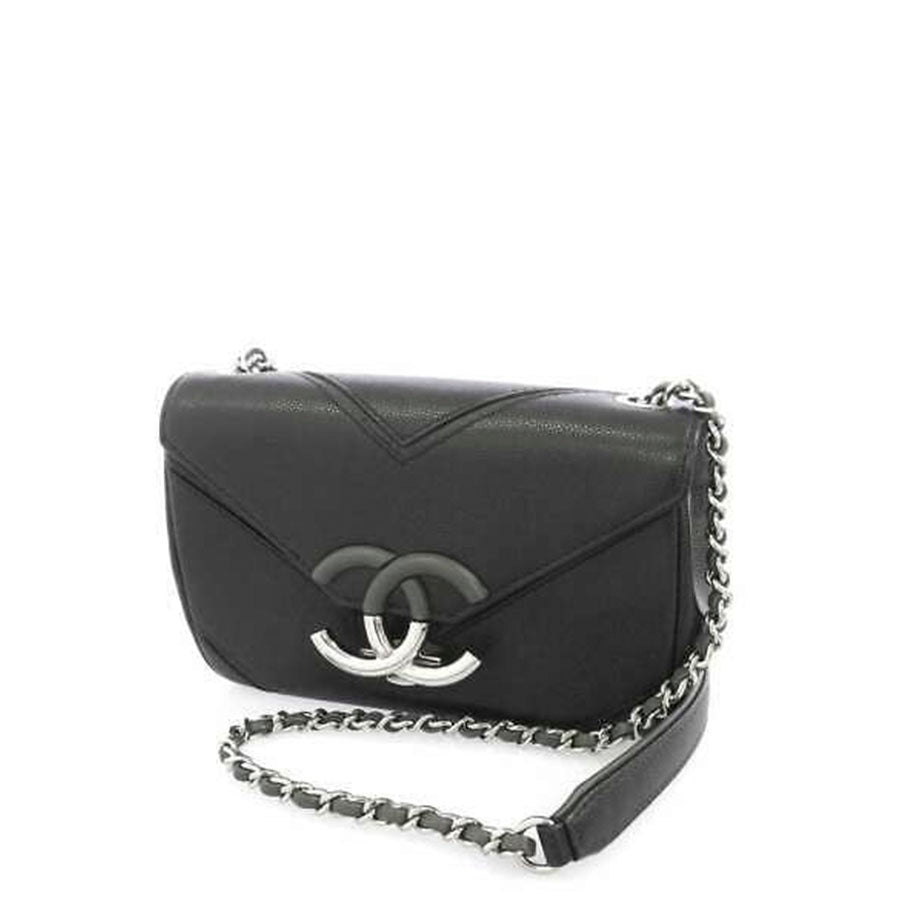 Chanel Macro Chevron Flap Black