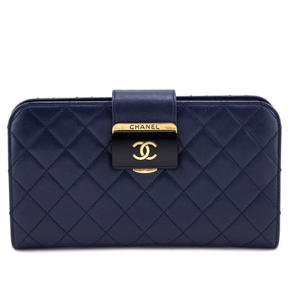 Chanel Navy Quilted Sheepskin Beauty Lock Clutch