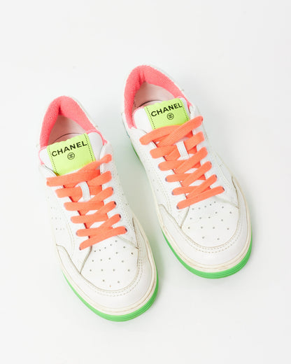 Chanel White and Multi Leather Logo Low-Top Sneakers - 38.5