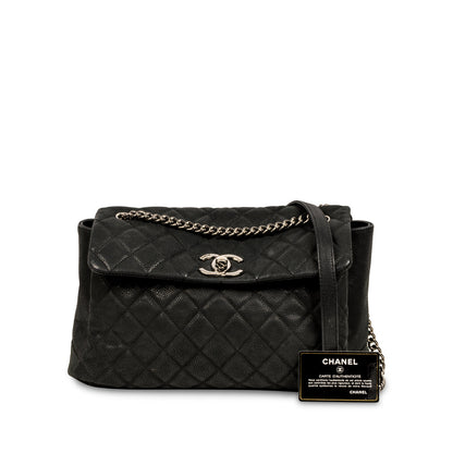 Accordion Shoulder Bag - Matte Caviar