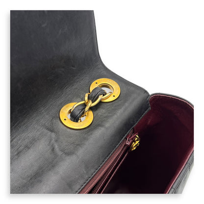 CC Jumbo Vintage Flap Black Shoulder Bag in Lambskin, Gold hardware