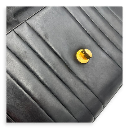 CC Jumbo Vintage Flap Black Shoulder Bag in Lambskin, Gold hardware