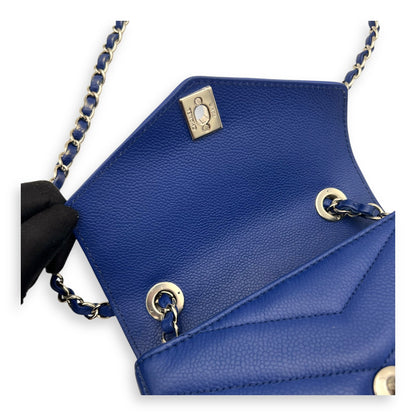 Chevron Shoulder Bag Blue in Caviar Leather, Silver hardware