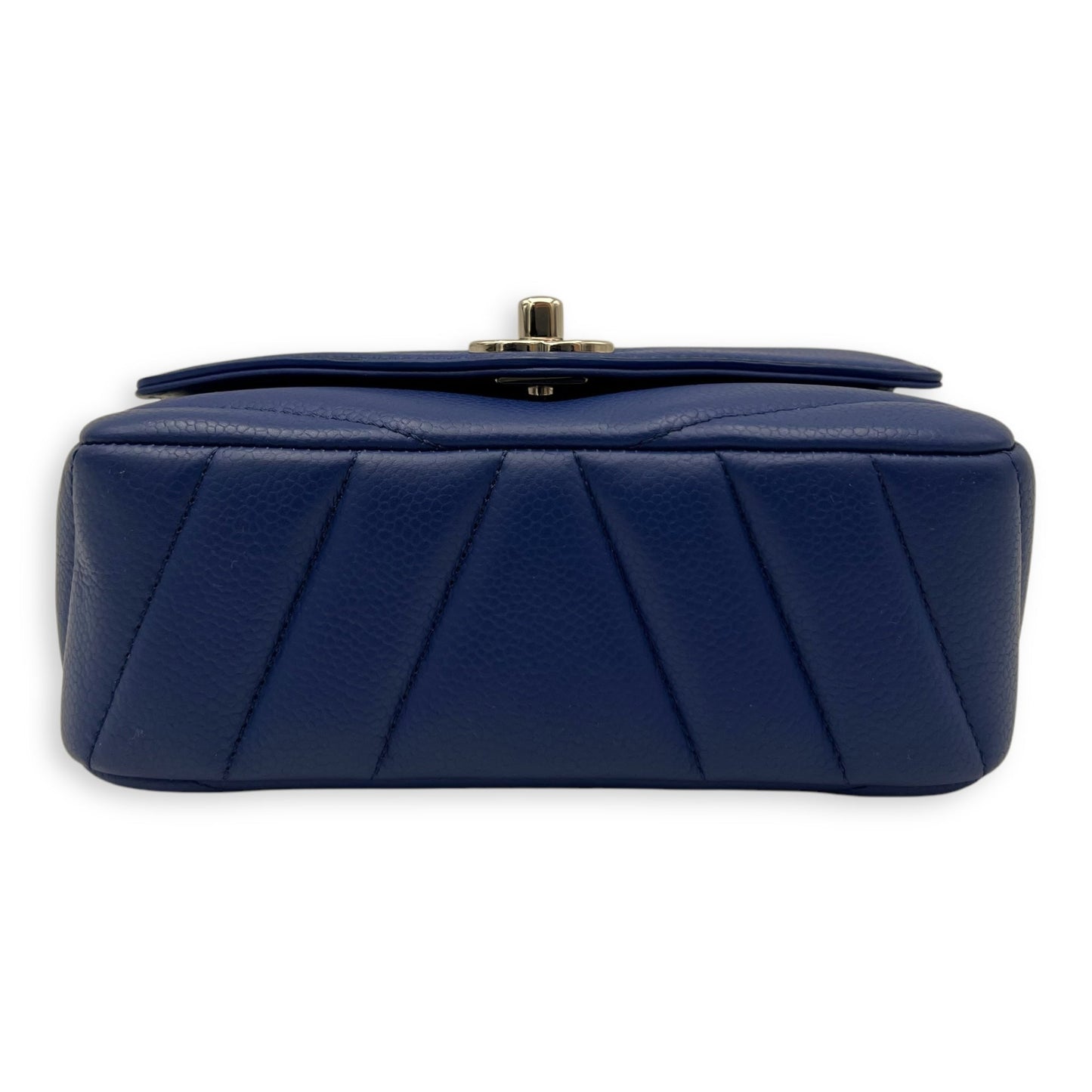 Chevron Shoulder Bag Blue in Caviar Leather, Silver hardware