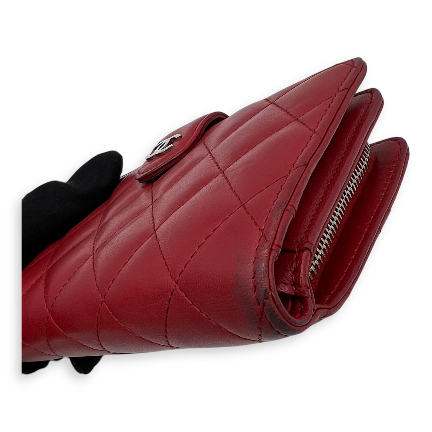 Classic Wallet Red in Lambskin, Silver hardware