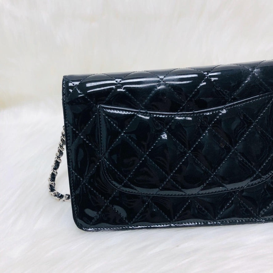 Wallet on Chain WOC with SHW in Black Quilted Patent Leather