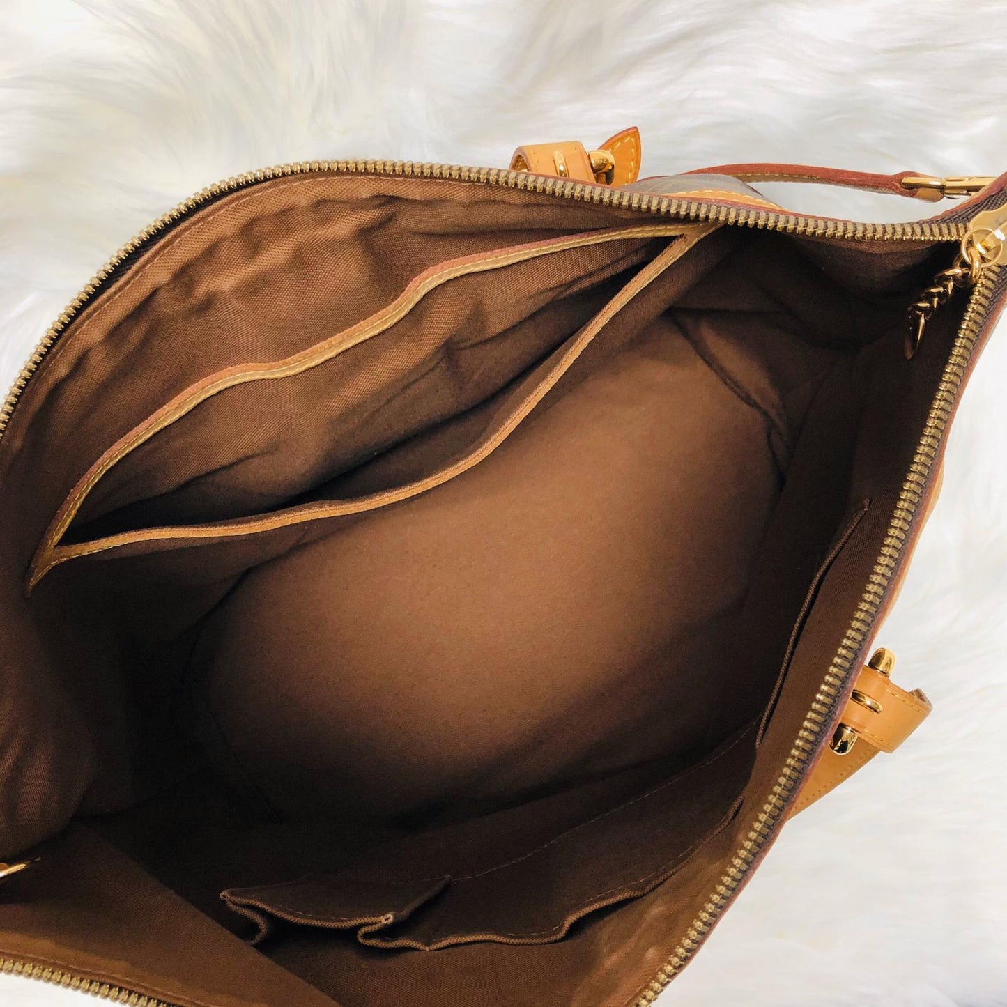 Louis-Vuitton Palermo GM Monogram Coated Canvas Bag