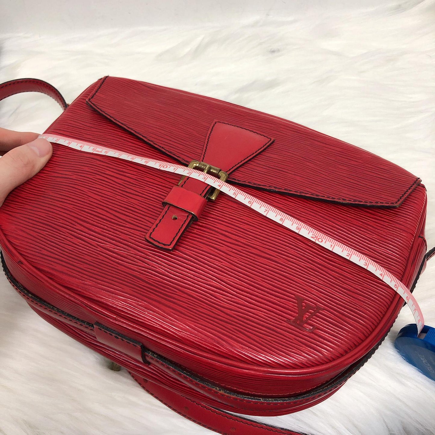 Louis-Vuitton Epi Rare Red Jeune Fille MM