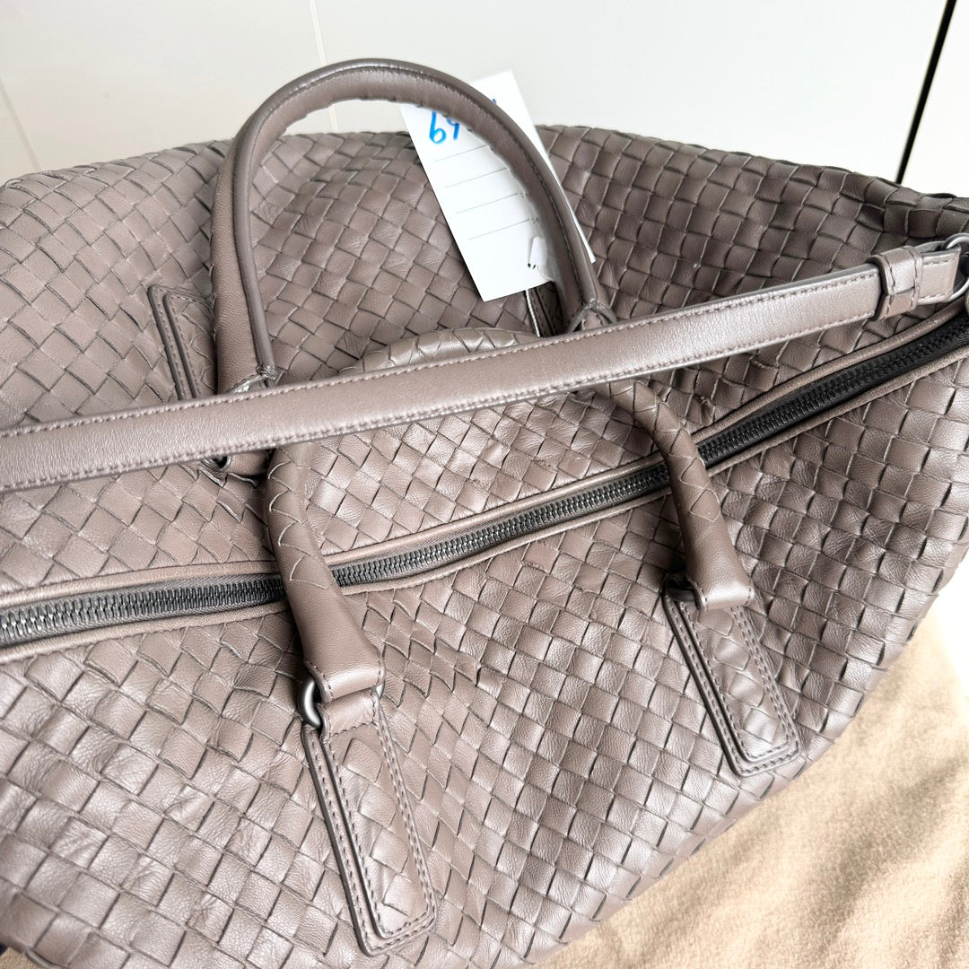 Bottega Veneta Maxi Convertible Tote Bag Hobo Grey Leather Two-way Carry 50cm