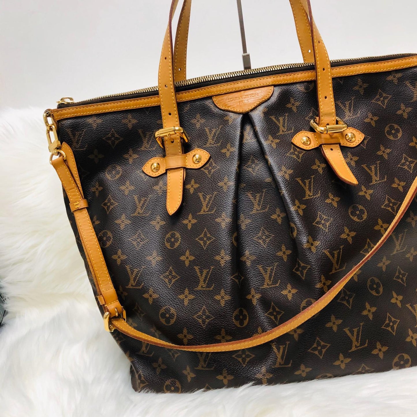 Louis-Vuitton Palermo GM Monogram Coated Canvas Bag