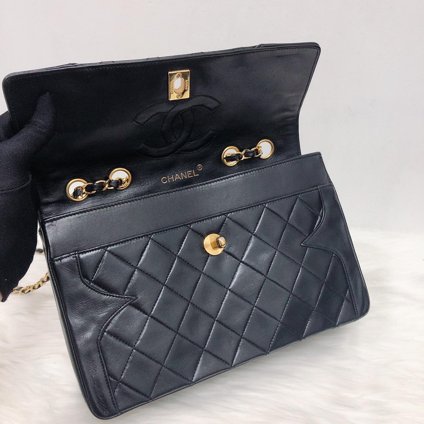 Vintage Rare Flap Bag Quilted Lambskin Medium Black