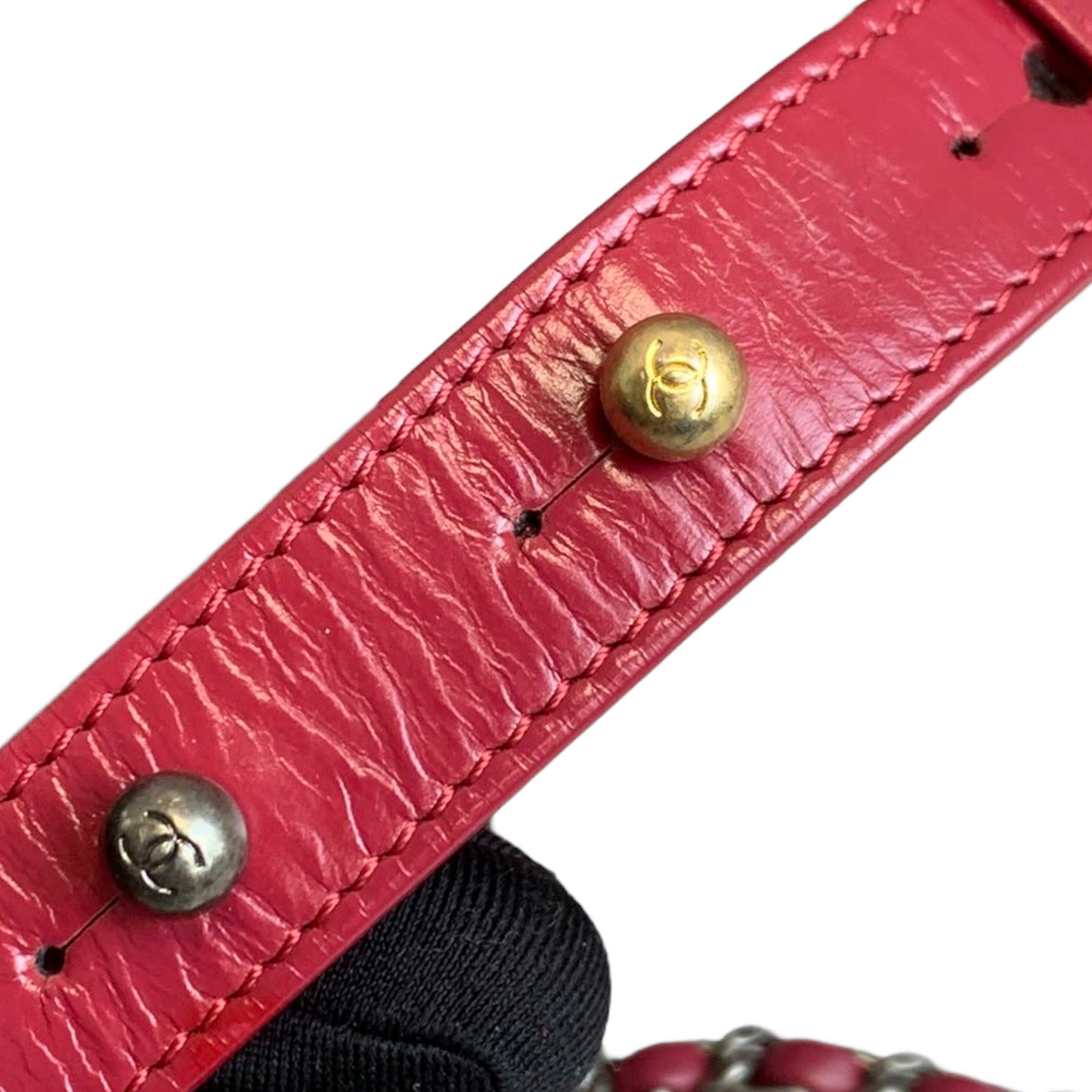 Aged Calfskin Quilted Small Gabrielle Hobo Red