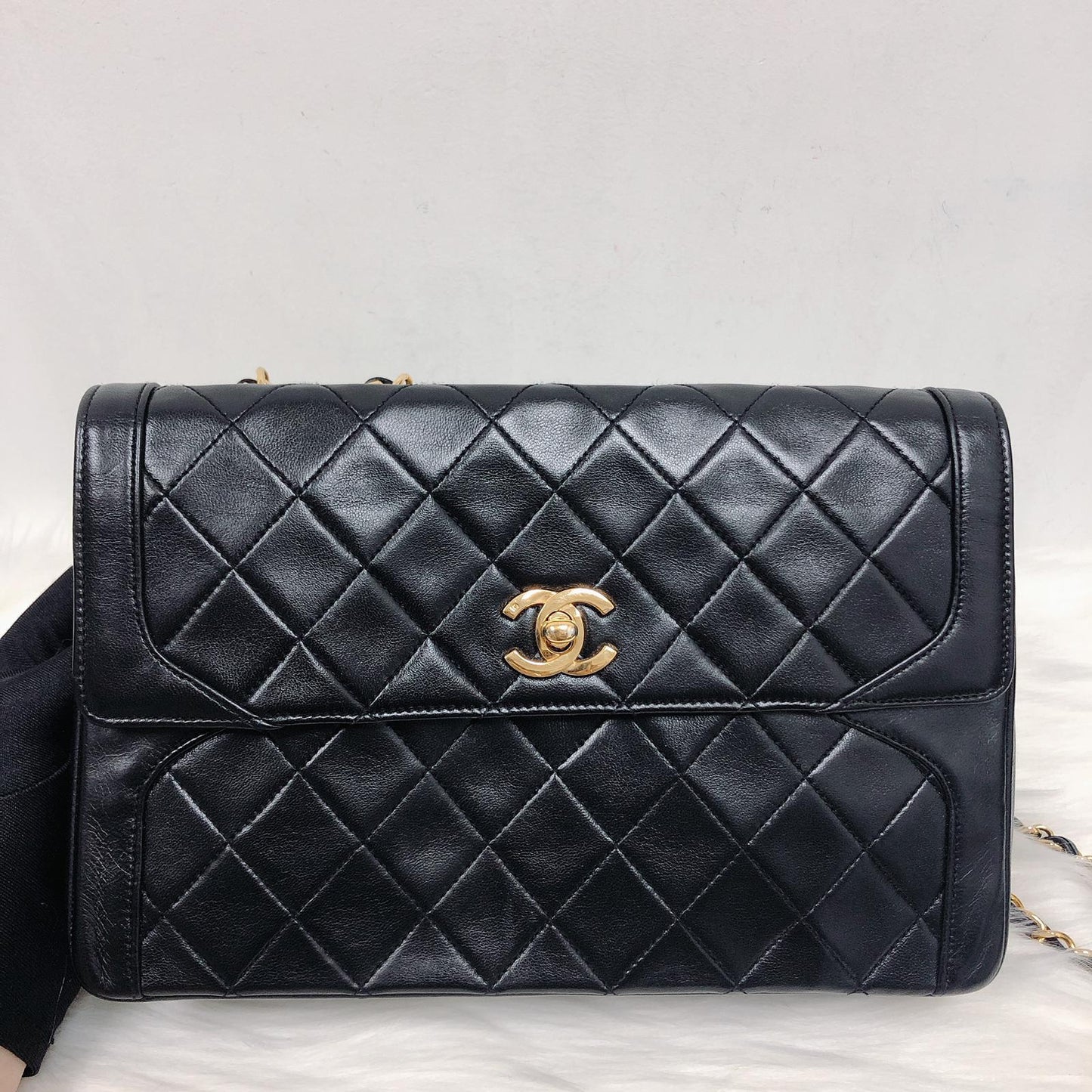 Vintage Rare Flap Bag Quilted Lambskin Medium Black