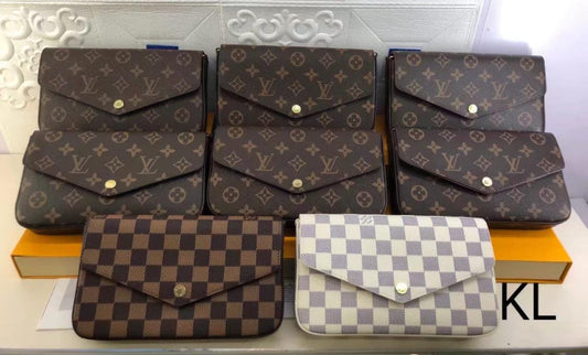 Louis Vuitton Pochette Fèlicie Handbag