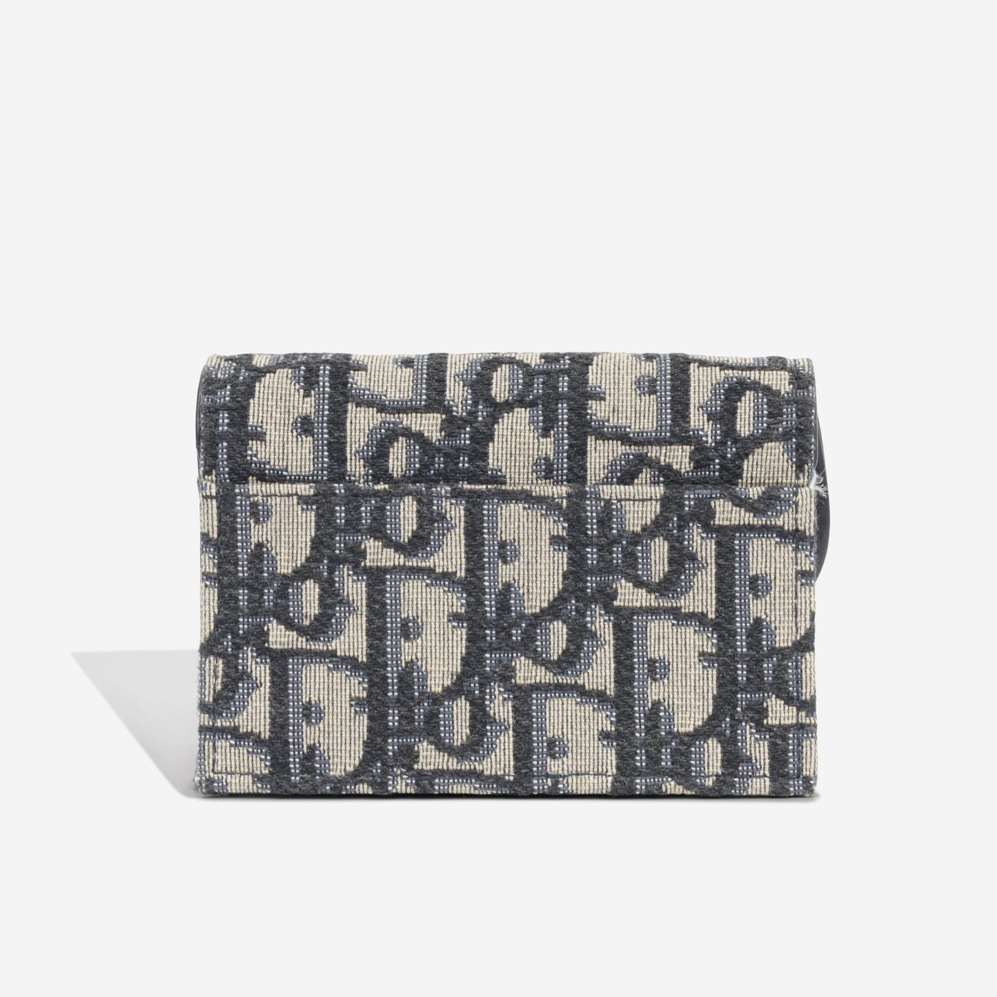 Saddle Flap Card Holder