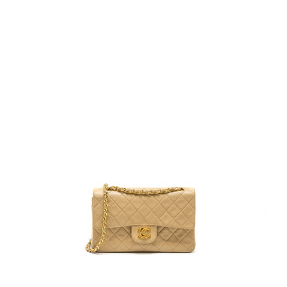 Chanel vintage Small classic flap bag lambskin beige GHW