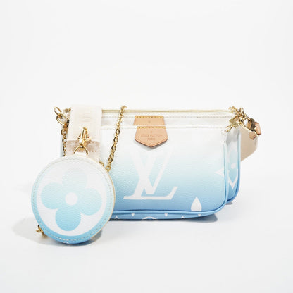 Louis Vuitton Womens Multi Pochette By The Pool