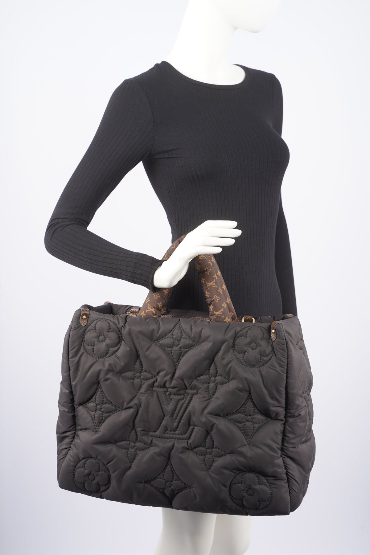 Louis Vuitton Womens On The Go GM Black Pillow