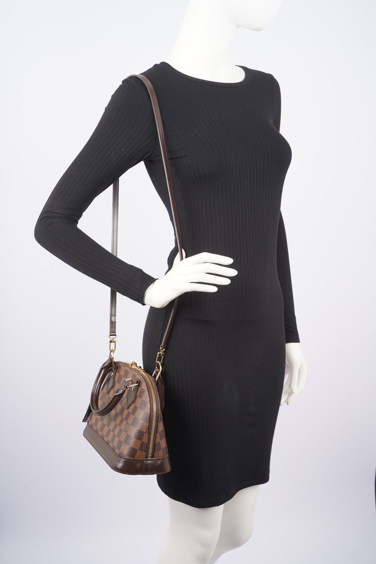 Louis Vuitton Womens Alma Damier Ebene BB