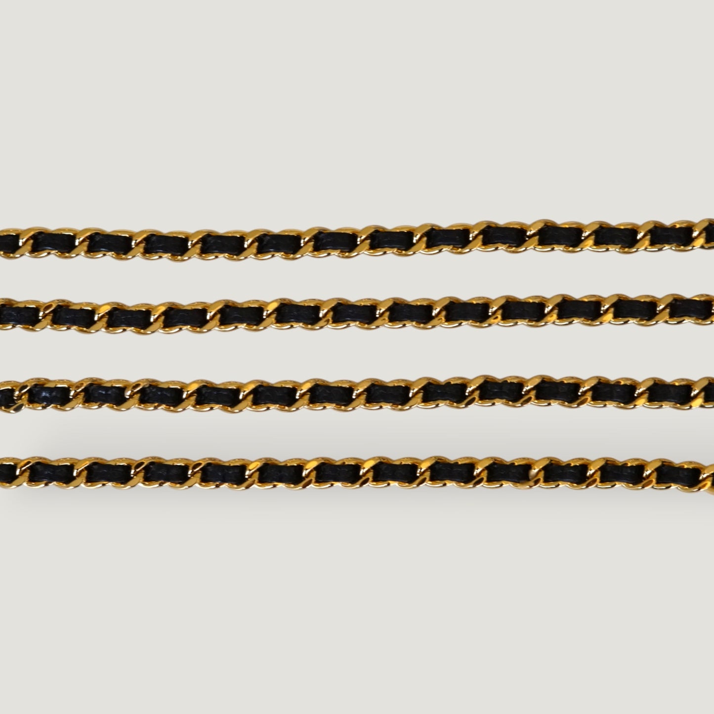 CHANEL WALLET ON CHAIN