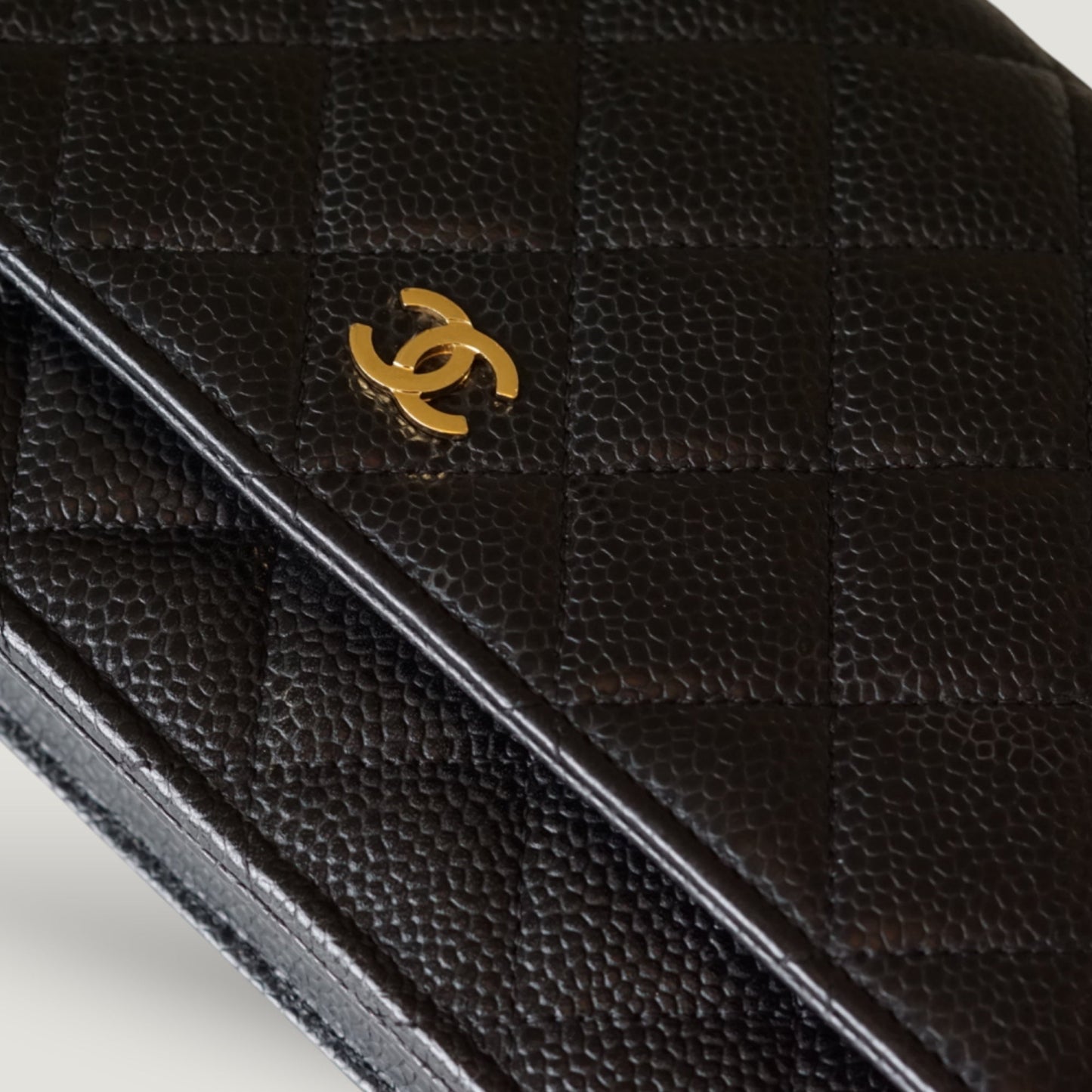 CHANEL WALLET ON CHAIN