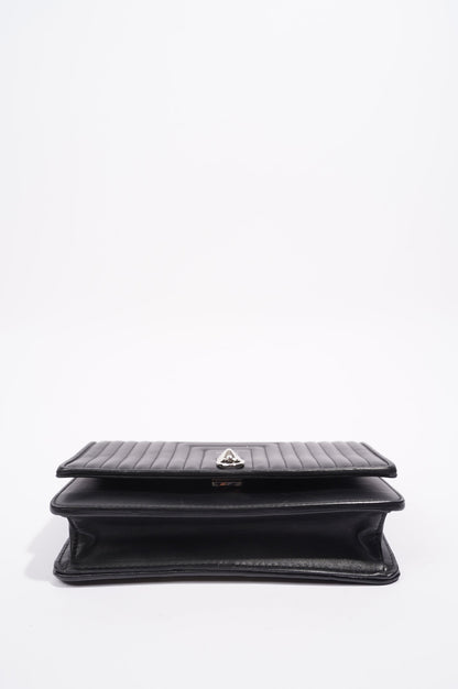 Fendi Womens Dotcom Quilted Wallet On Chain Black