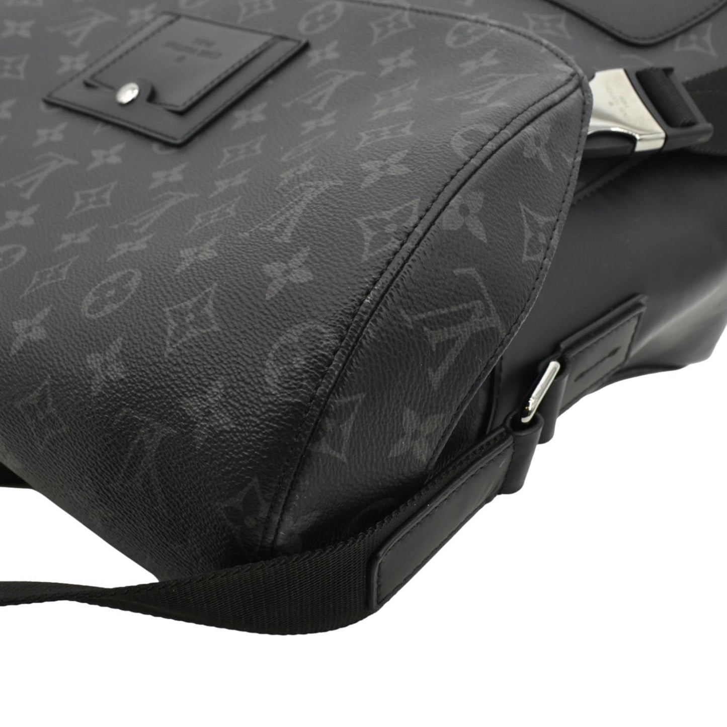 Louis Vuitton Voyager MM Monogram Eclipse Messenger Bag Black