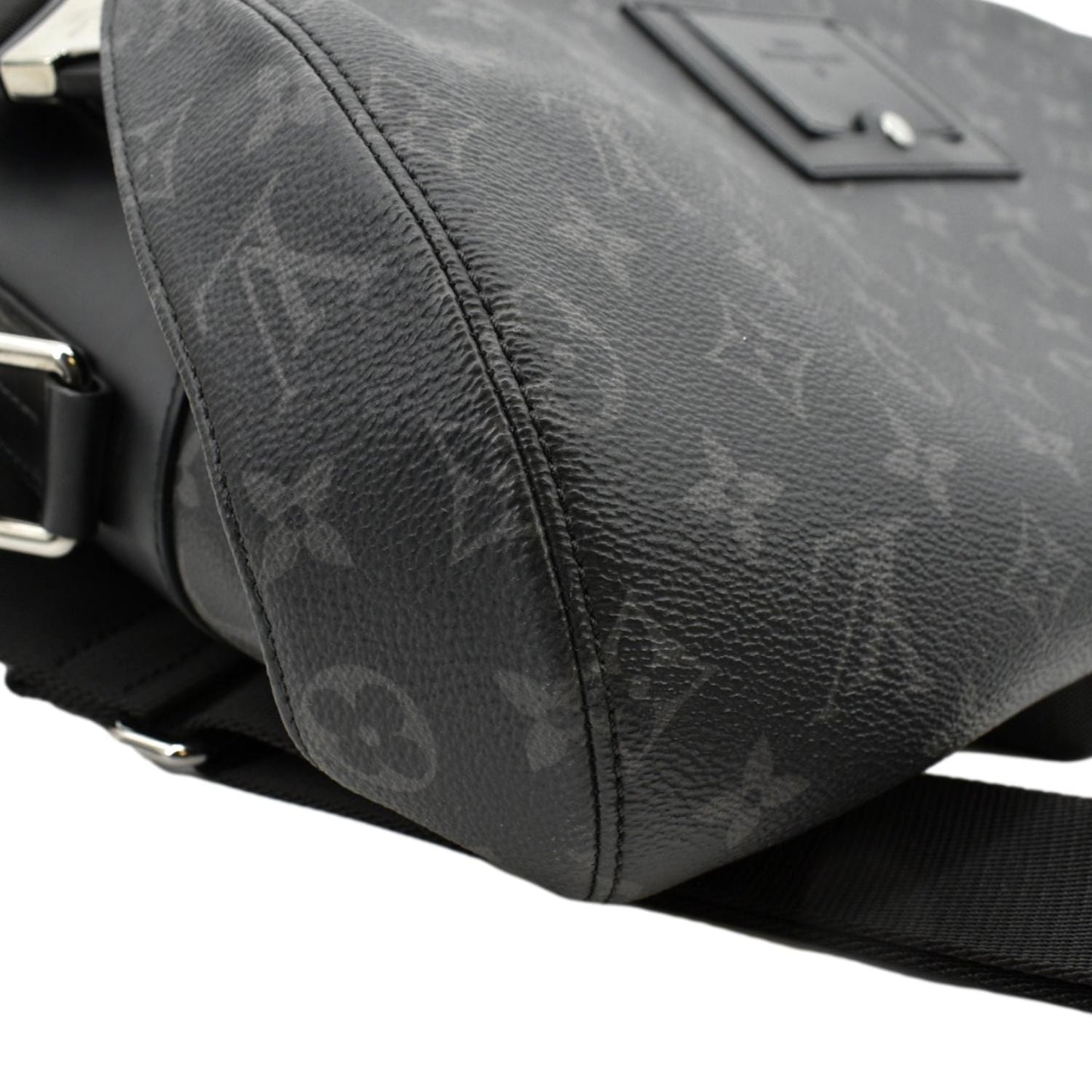 Louis Vuitton Voyager MM Monogram Eclipse Messenger Bag Black