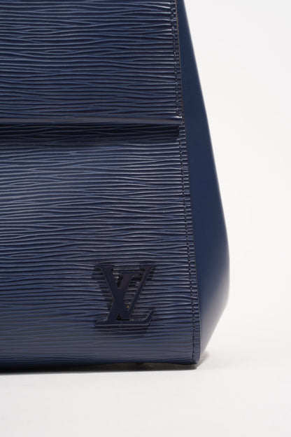 Louis Vuitton Cluny MM Navy Epi Leather