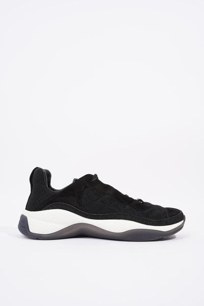 Chanel CC Logo Runners Black   White EU 40.5   UK 7.5