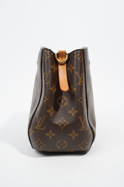 Louis Vuitton Womens Montaigne BB