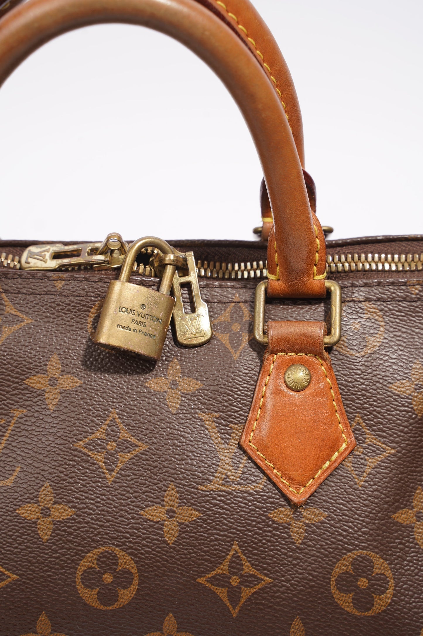 Louis Vuitton Speedy Bandouliere Monogram Canvas 30